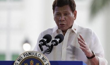 “Urahitamo urukingo cyangwa se nkubone wafunzwe."Perezida  Rodrigo Roa Duterte