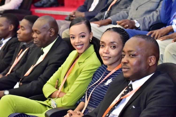 Miss Mutesi Jolly yaganiriye n’abadepite bo muri Tanzania