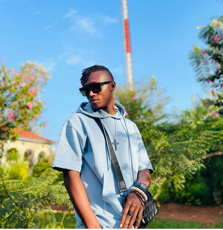 Sintex yasohoye indirimbo nshya yise ndafata- Video