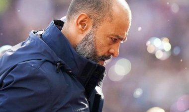 Tottenham Hotspur yirukanye umutoza wayo