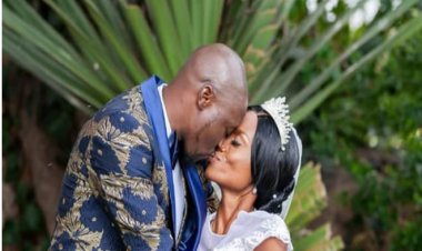 Wa mukobwa  utagira ibiganza n'amavi yakoze ubukwe bwiza cyane-Amafoto