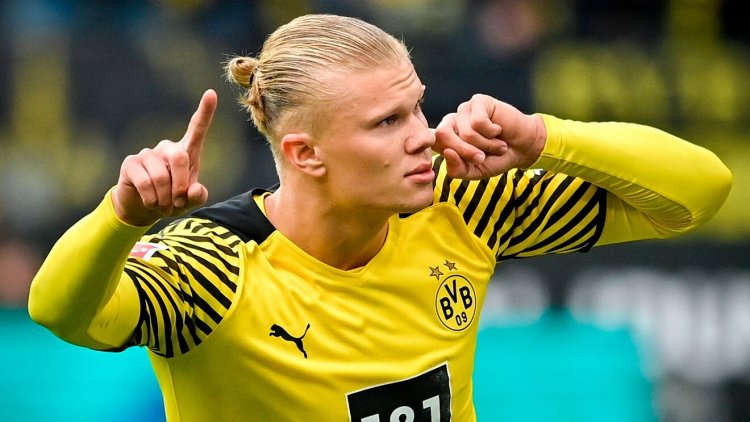 Hari umukinnyi amakipe akomeye ku isi ari kurwanira