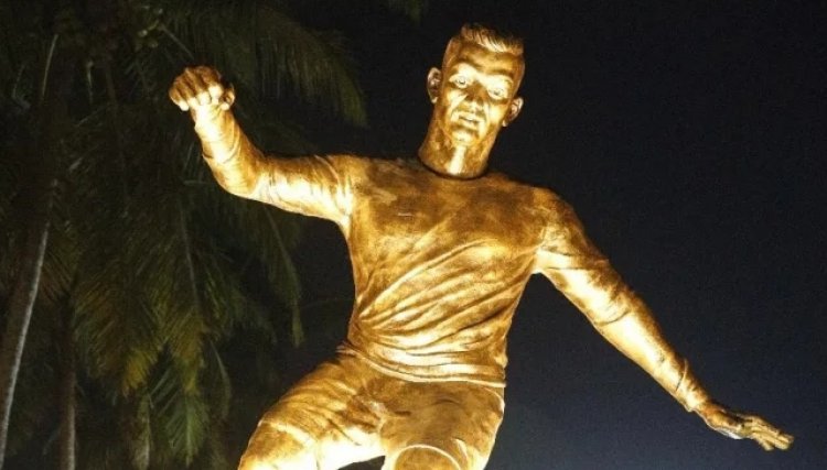 Mu Buhinde hamuritswe ikibumbano cya Cristiano Ronaldo ariko cyanateje impaka muri iki gihugu