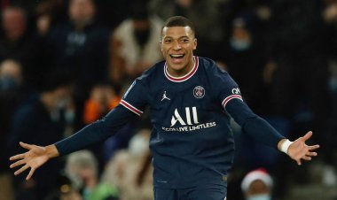 Paris Saint-Germain yagarukanye imbaraga zikomeye mu kibazo cya Kylian Mbappe