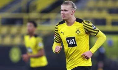 Erling Haaland yavuze abakinnyi batatu ba mbere ku isi haburamo igihangange