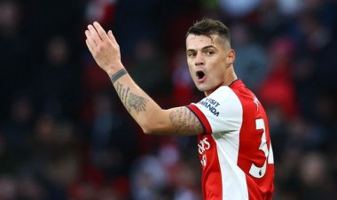 Mikel Arteta yavuze kuri Granit Xhaka wanze igitambaro cy'ubukapiteni cya Arsenal