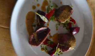 Umugabo yasabye gatanya kuko umugore  we atekana ubugari n’imboga