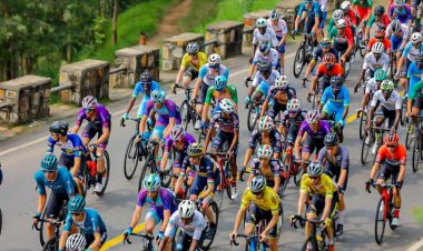 Tour du Rwanda: Mu gihe abasiganwa basatira Gicumbi Niyonkuru Samuel na Mugisha Samuel bakomeje kuba mu bayoboye