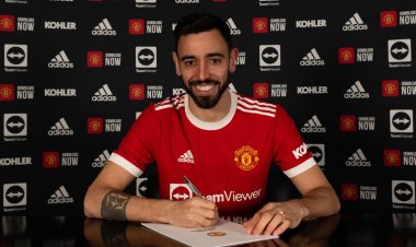 Bruno Fernandes yongereye amasezerano muri Manchester United