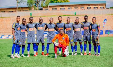 Kera kabaye Rayon Sports yongeye kubona amanota atatu igaritse murumuna wayo