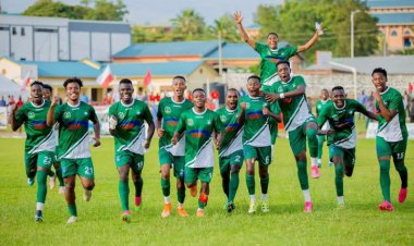 Kiyovu Sports yatsinze Mukura ikomeza guhumekera mu bitugu bya APR FC