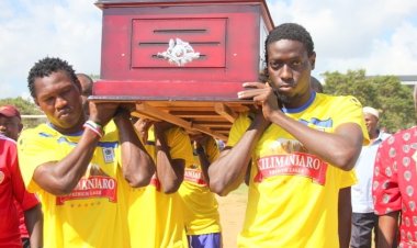 Imyaka icumi irirenze siporo y'u Rwanda ihombye Patrick Mafisango wari umukinnyi w'Amavubi