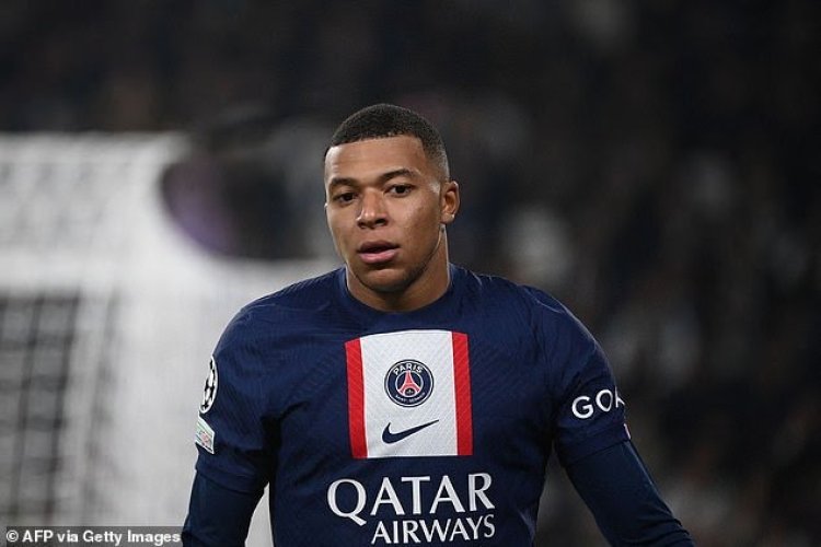 Zlatan yifatiye ku gahanga Kylian Mbappe na Ligue1