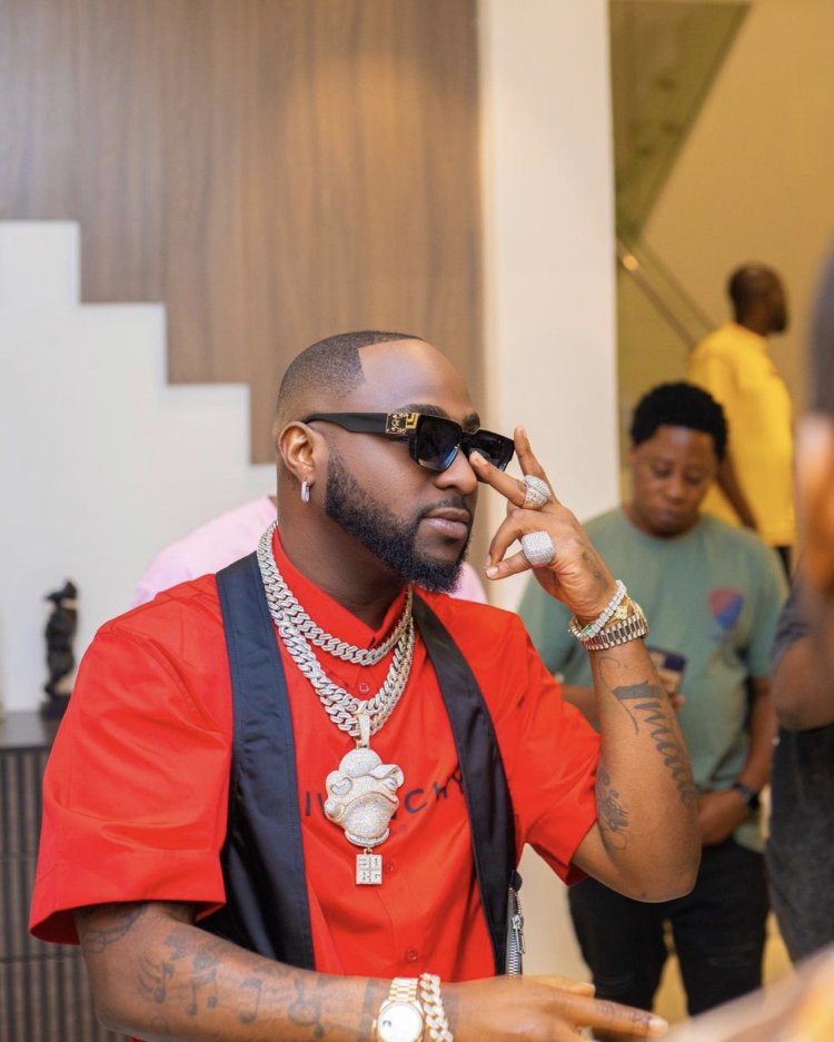 Instagram: Davido yaciye agahigo