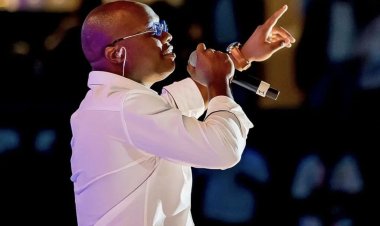 King James yahakanye amakuru amuvana mu muziki