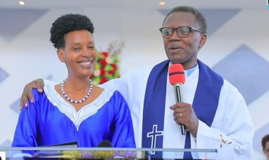 Kuri Saint Valentin, Pastor Antoine azacyebura abakundana n'ingaramakirambi