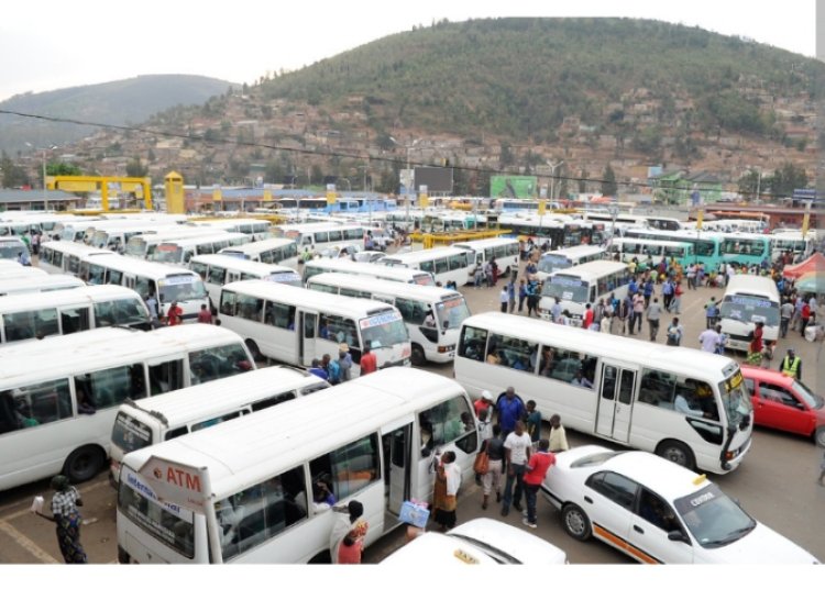 Umushyikirano 2023: Ikibazo cy'imodoka zitwara abagenzi mu mugi wa Kigali cyagarutsweho