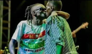 Jose Chameleone yavuze impamvu yasomeye Weasal ku rubyiniro