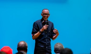 "Sinambaraga ikoti ngo rinkwire" Perezida Paul Kagame
