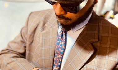 Ibidasanzwe kuri album ya Bob Pro