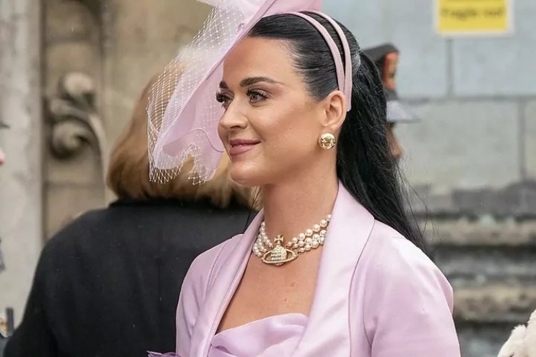 Katy Perry yasize inkuru mu birori byo kwimika umwami Charles III mbere yo kuririmba