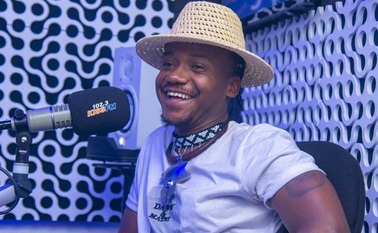 Mani Martin agiye gushyira hanze umuzingo wa Gatandatu