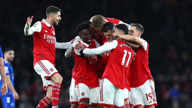 Arsenal irungukira mu bihombo bya Juventus na Liverpool