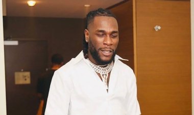 Nashavujwe no kuba Manchester City yatwaye igikombe-Burna Boy
