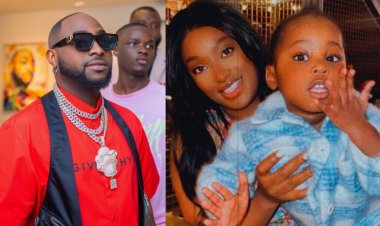 Davido yemeje ko afite undi mwana