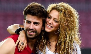 Nasabye ko indege ihagarara muri Spain ngo nsome Pique-Shakira