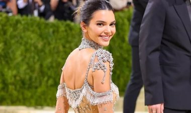 Kendall Jenner yigaramye Aba-Kardashians bamureze bakamukuza