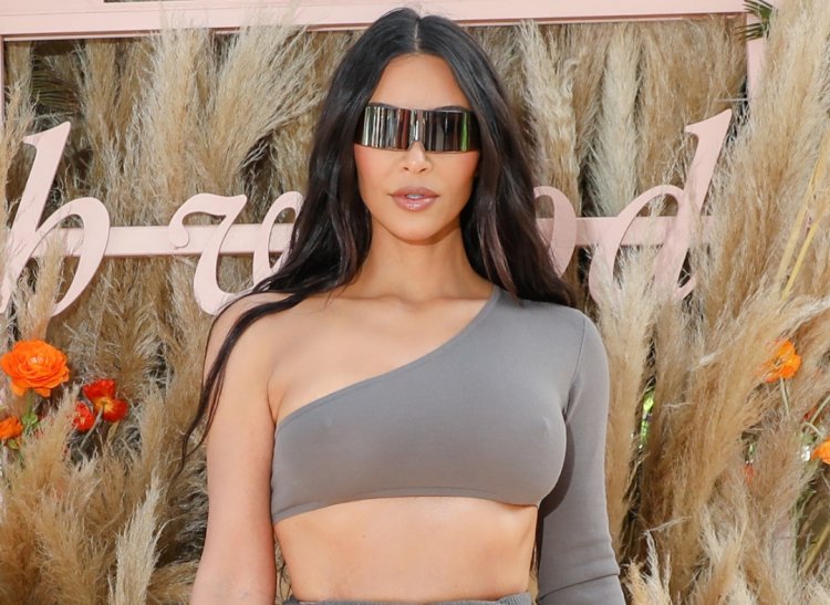 Kim Kardashian yongeye kumanuka Kanye West