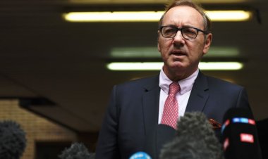 Kevin Spacey yaturitse ararira nyuma yo kumva imyanzuro y'urukiko