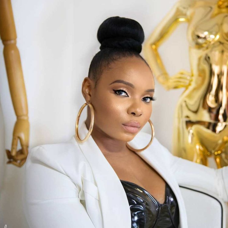 Yemi Alade yahaye ukuri umufana wamumenyereye