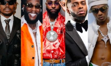 Abahanzi icumi ba mbere bahenze muri Afurika batagaragaramo Diamond Platnumz