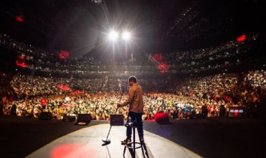 Trevor Noah yujuje 02 Arena kabiri aca agahigo