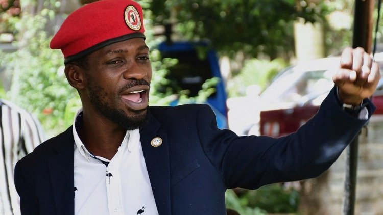 Bobi Wine yinaze mu  bicu nyuma yo gukomorerwa n'Abongereza