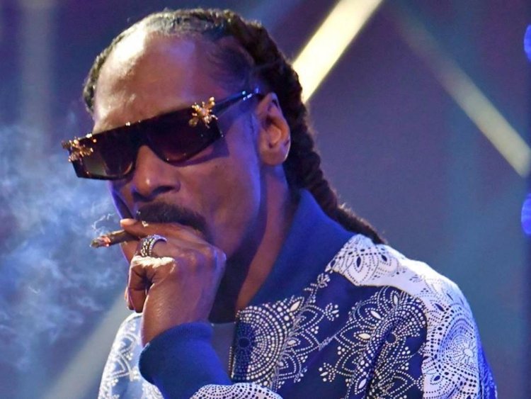 Snoop Dogg ntabwo yaretse itabi