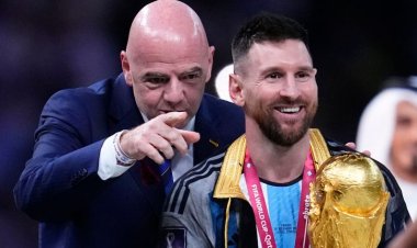 Infantino arifuza ko Messi yakina kugeza ku myaka hafi 50