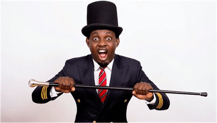 Nabimenyeye ku mbuga nkoranyambaga! Umunyarwenya AY Makun wahishije inzu ntabimenye