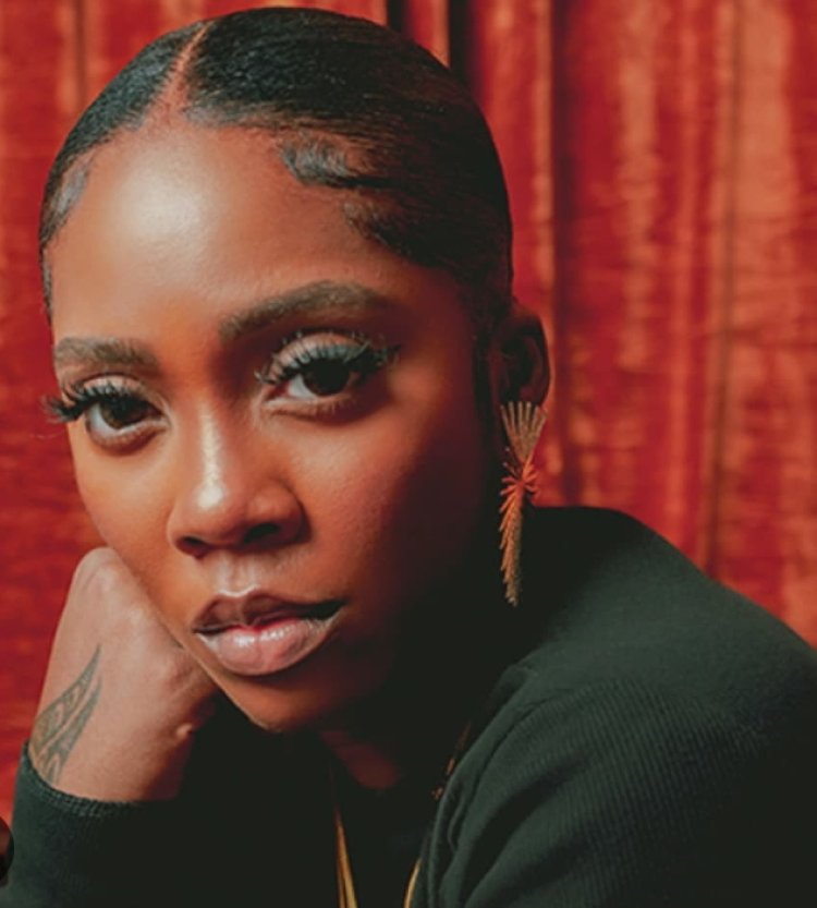 Imana imfashe! Tiwa Savage akomeje kuremba