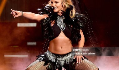 Britney Spears yaciye umurongo utukura ku muziki we