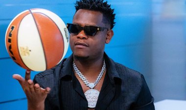 Agiye kugura impuzankano y'ishuri! Amarangamutima ya Bruce Melodie nyuma y'intsinzi y'ikipe yashoyemo