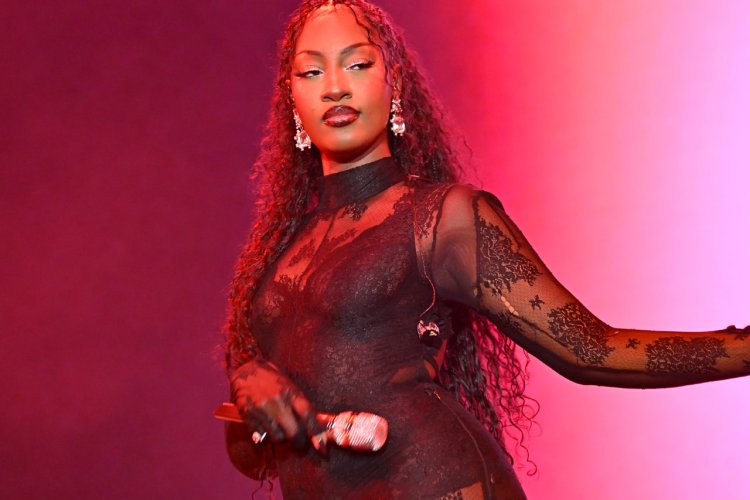 Tems yatangaje ko agiye gushyira hanze umuzingo we wa mbere