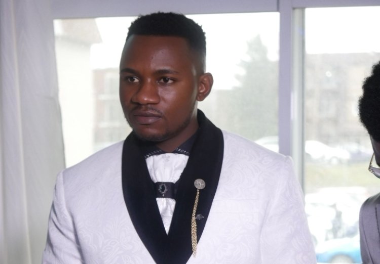 Umuhanzi w'indirimbo zo kuramya no guhimbaza King Élise yashyize hanze indirimbo nshya