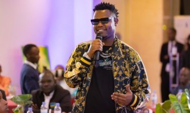 Ninde wagombaga kwishyura Bruce Melodie mu gitaramo cya APR FC?