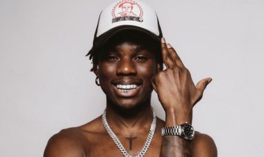 Rema yavuze uburyo umukunzi we ari ikibasumba n'icyo amwifuzaho