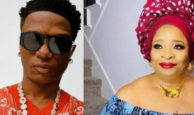 Wizkid yizihije isabukuru y'amavuko ya nyina