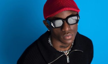 Victony yahishuye uko yari agiye gusazwa n'urukundo