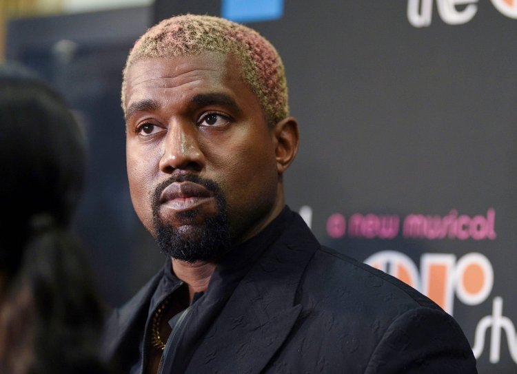 Uhagarariye Kanye West arifuza kumutera umugongo